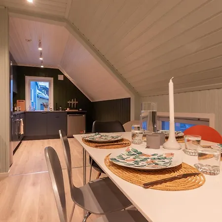 Urban And Stylish In Centre Apartment *