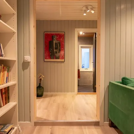 Urban And Stylish In Centre Tromso